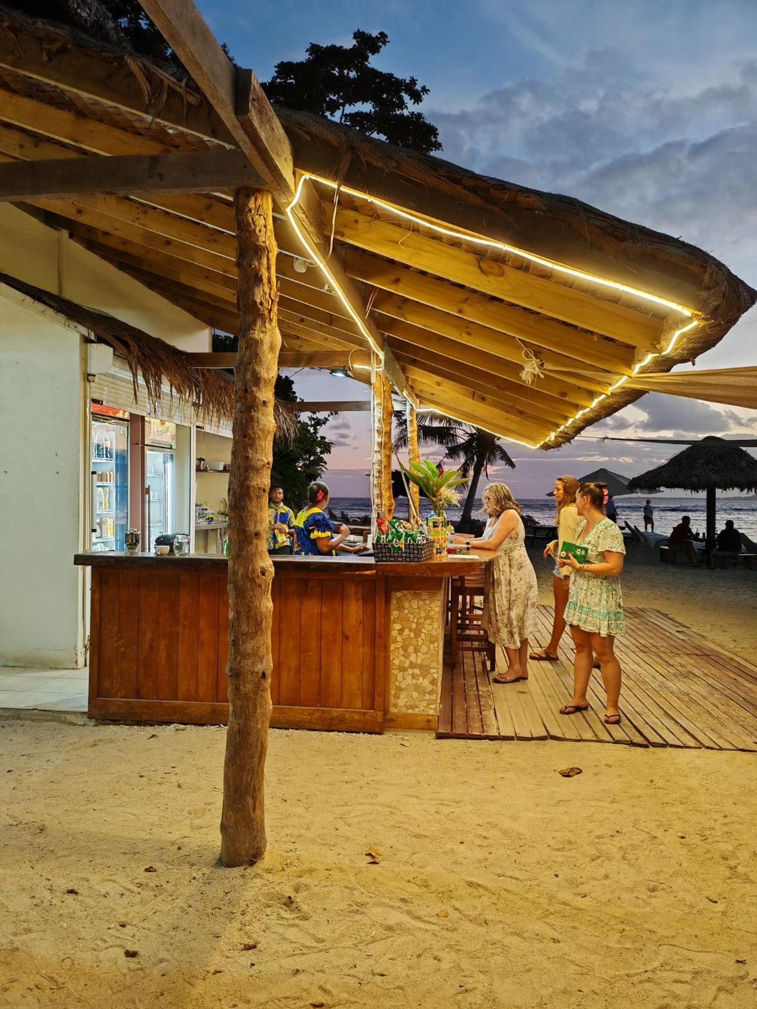 Hideaway Island Resort Port Vila Exterior photo